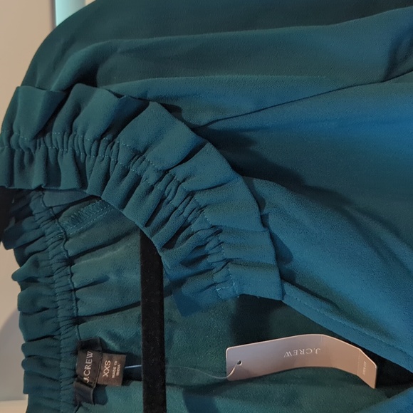 Emerald Green Blouse - Picture 2 of 4